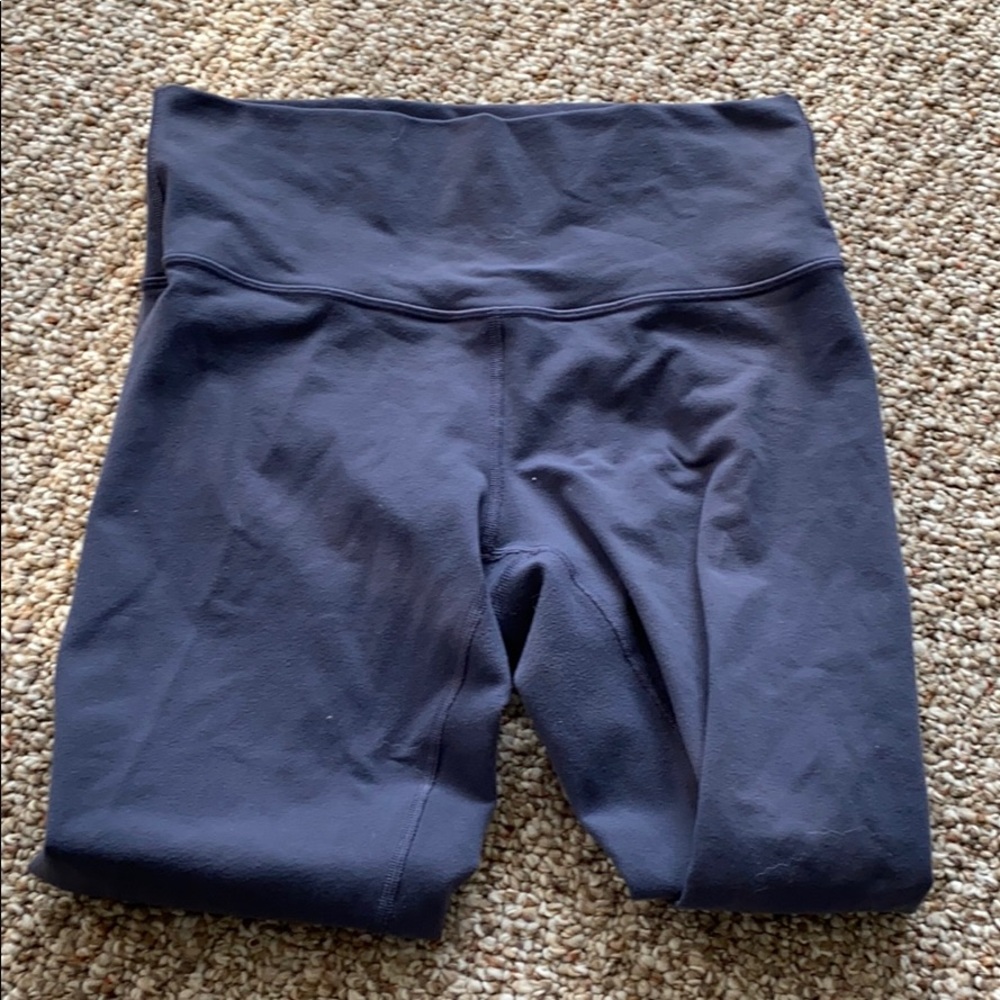 Lululemon legging, size 6